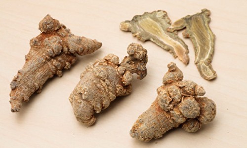睡醒脸上长了一个特别硬的包-一觉醒来脸上长了个透明的包网 | 一觉醒来脸上好多小白脓包,一觉醒来脸上长了好多小白点脓包