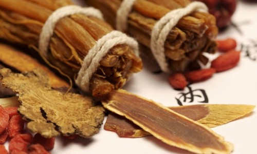 一觉睡醒脸上长了一个红色的包-一觉醒来脸上长了个透明的包网 | 一觉醒来脸上好多小白脓包,一觉醒来脸上长了好多小白点脓包